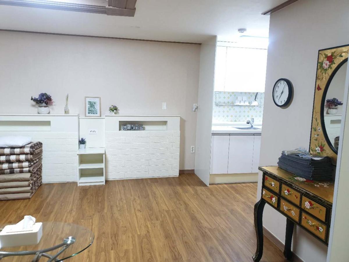 Hy Choi Hostel ソギポ エクステリア 写真